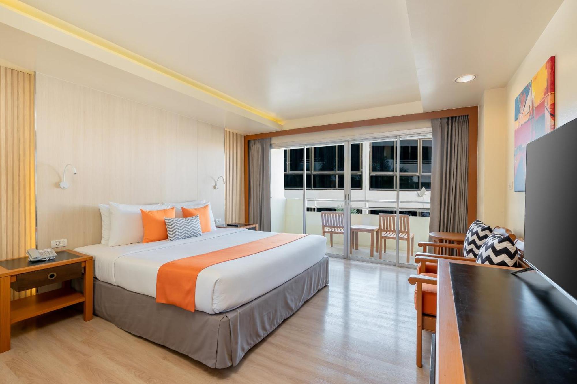Sunshine Hotel & Residences Pattaya Exterior photo